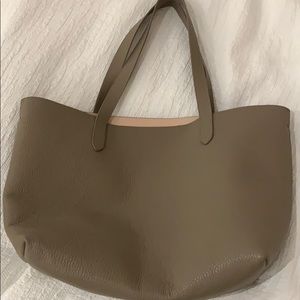Cuyana tote